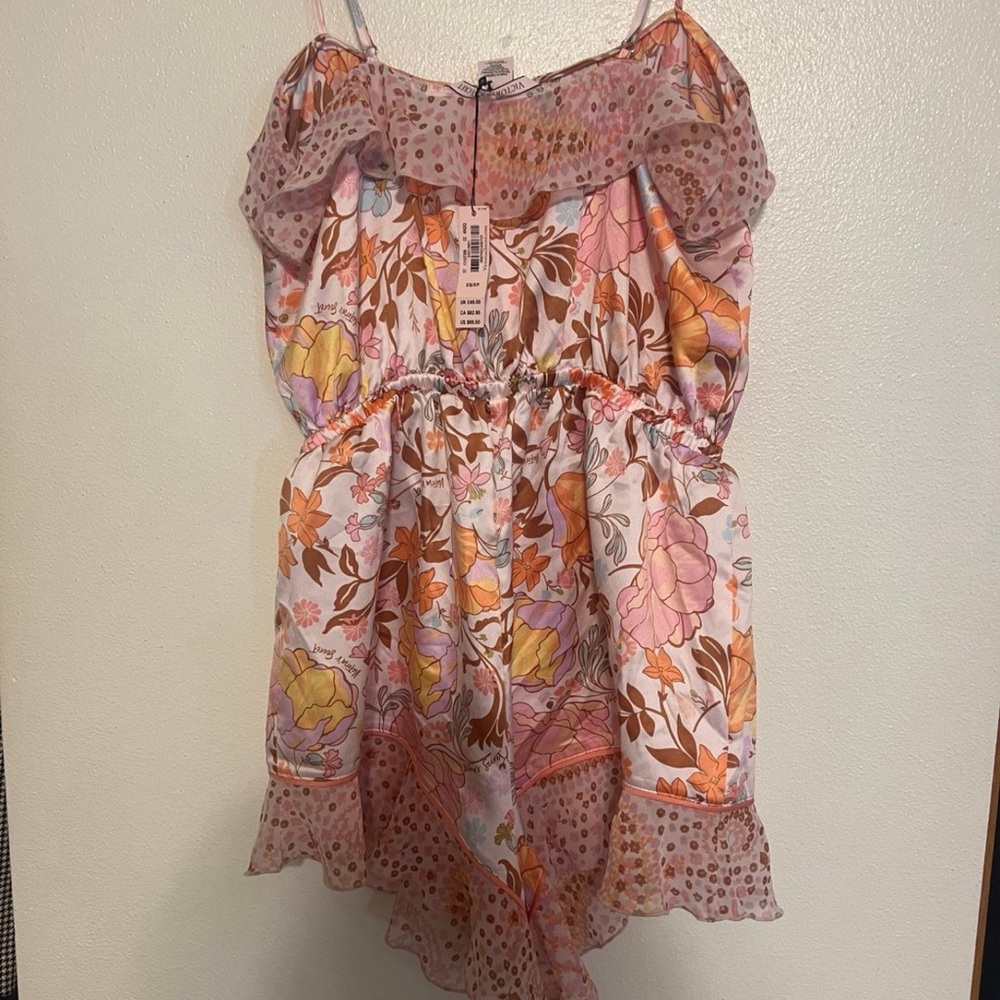 Victoria’s secret pajamas - Picture 2 of 3
